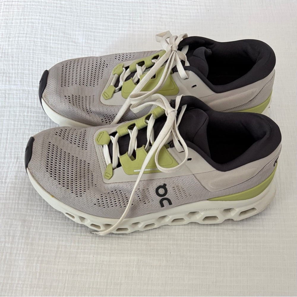 On Cloud Cloudstratus 3 Lightweight Running Shoes… - image 8